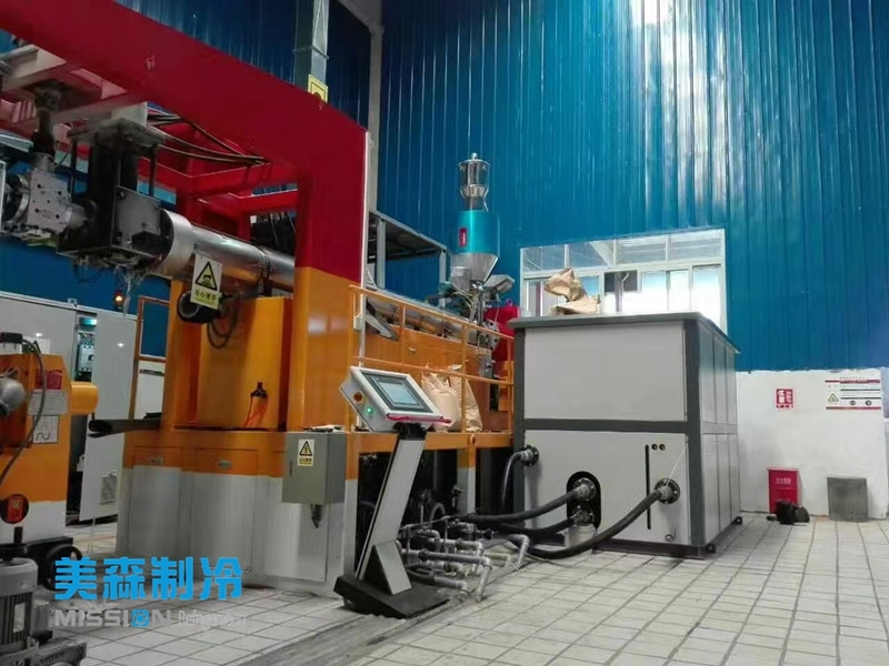 水冷柜式冷水机组-兴旺发塑料包装